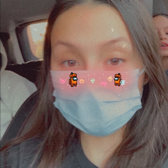 Meet your Posher, Gaby - Picture 2 of 5